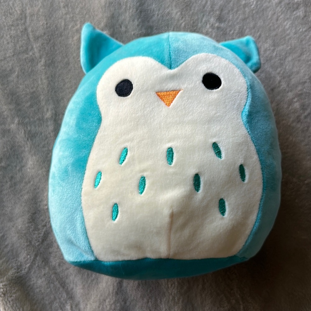 Use Squishmallow S - plush